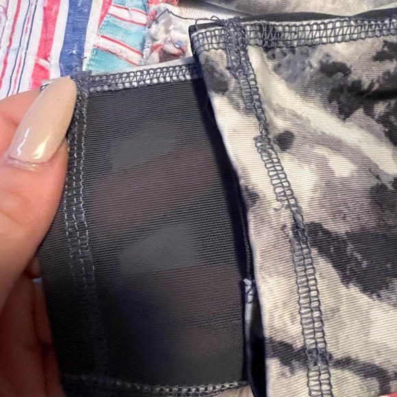 Old navy leggings! - Picture 7 of 8